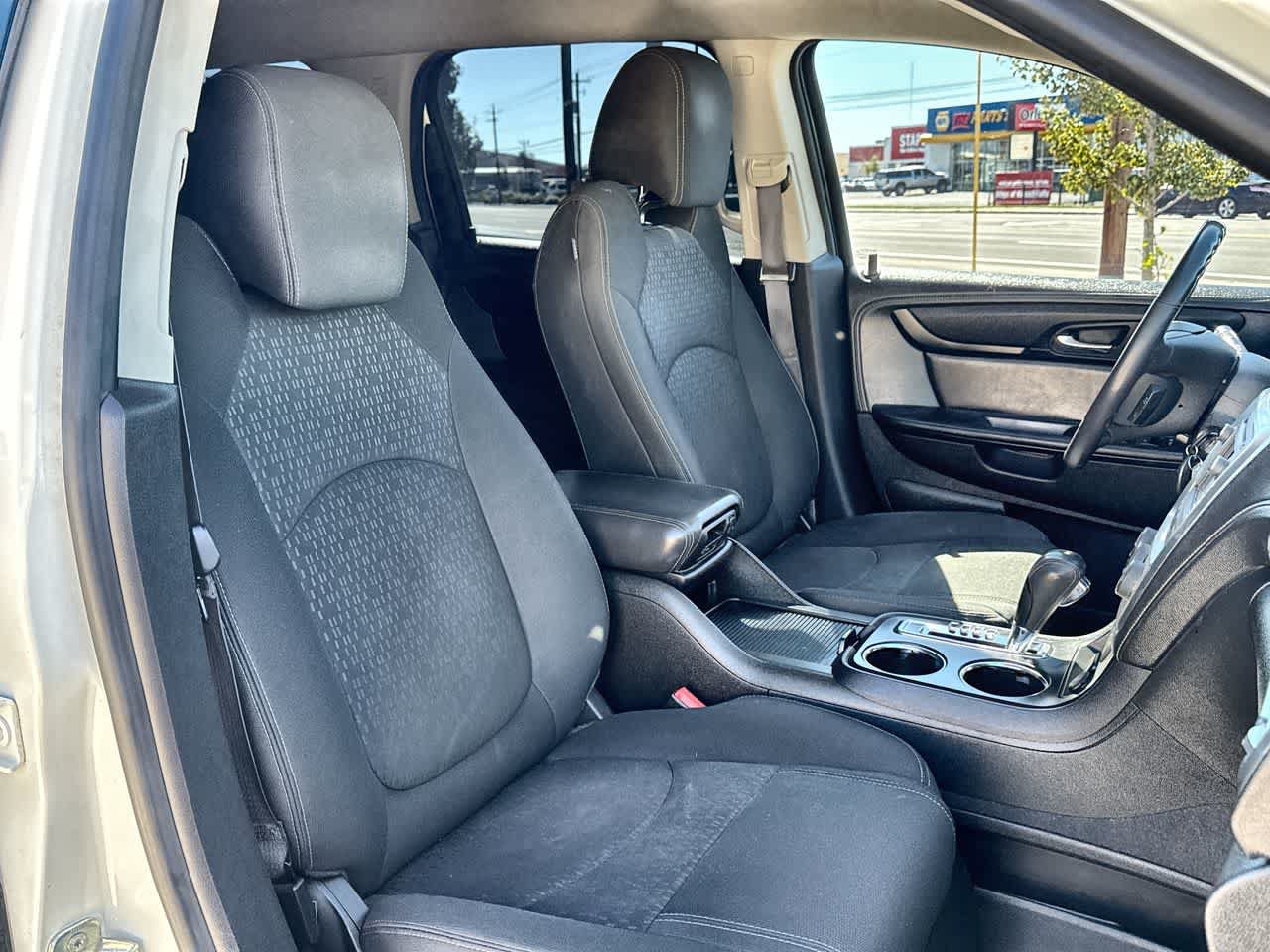 Used 2015 GMC Acadia SLE AWD/4WD image 15