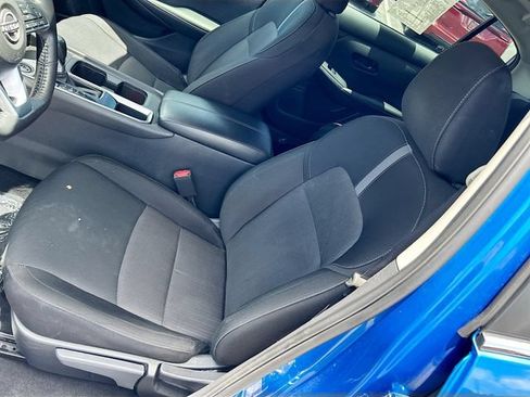 Used 2025 Nissan Sentra SV w/ All-Weather Package FWD image 15