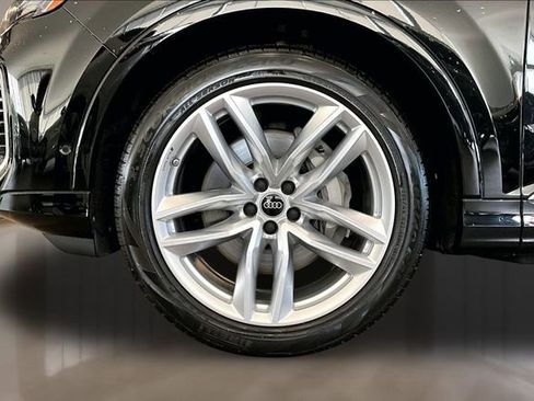 Used 2025 Audi Q7 3.0T Premium Plus w/ Premium Plus Package AWD/4WD image 34