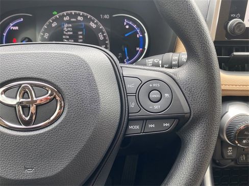 New 2025 Toyota RAV4 XLE image 19