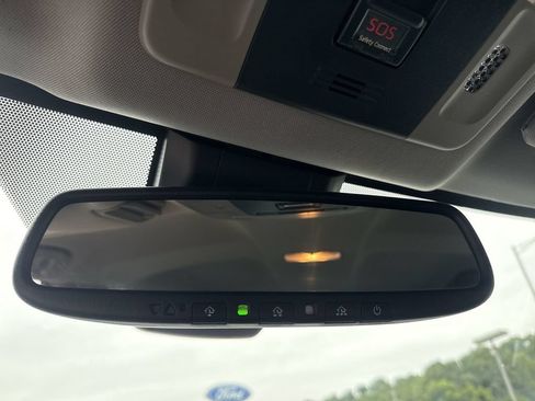 Used 2019 Toyota Camry SE w/ Audio Package FWD image 31