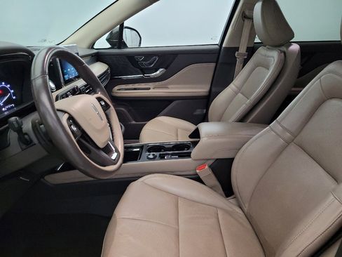 Used 2022 Lincoln Corsair AWD w/ Premium Package image 17