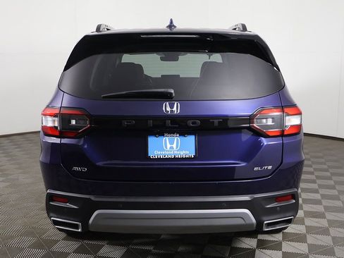 Used 2023 Honda Pilot Elite image 17