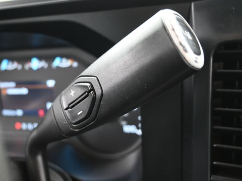Used 2023 Ford F250 XL w/ 360-Degree Camera Package AWD/4WD image 18