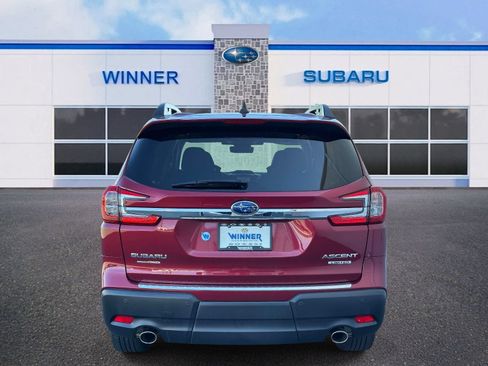 Used 2024 Subaru Ascent Limited w/ Technology Package AWD/4WD image 4