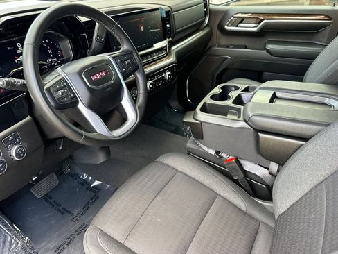 Used 2024 GMC Sierra 1500 Elevation AWD/4WD image 10