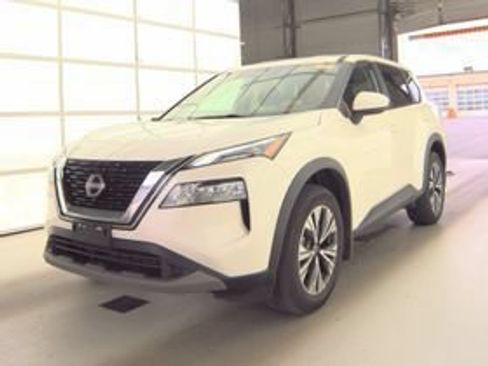 Used 2023 Nissan Rogue SV AWD/4WD image 4