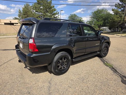 Used 2007 Toyota 4Runner Limited AWD/4WD image 7