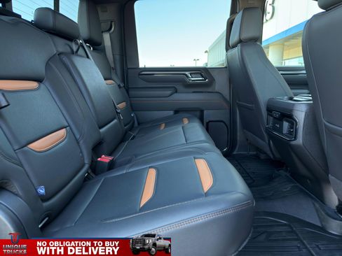 Used 2025 GMC Sierra 3500 AT4 w/ Technology Package image 27