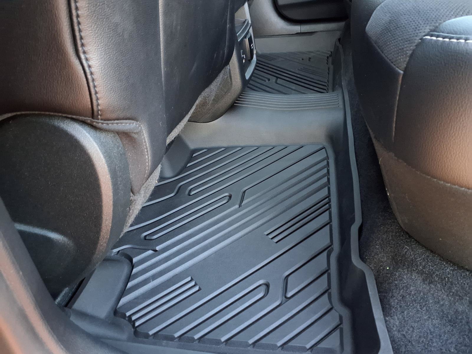 Used 2022 Ford Edge ST w/ Equipment Group 401A AWD/4WD image 28