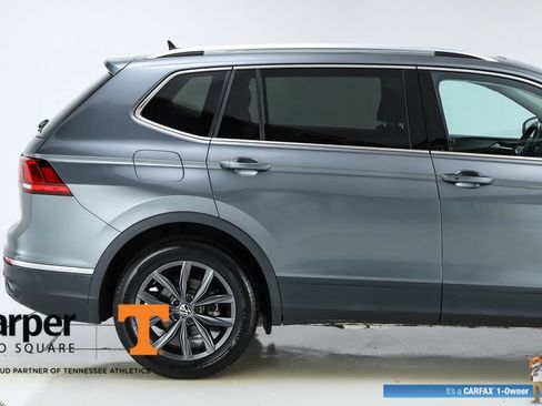 Used 2023 Volkswagen Tiguan SE w/ Panoramic Sunroof Package FWD image 49