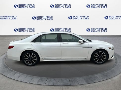 Used 2017 Lincoln Continental Reserve AWD/4WD image 8