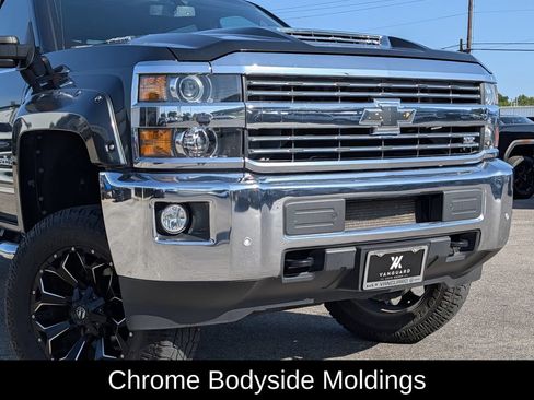Used 2017 Chevrolet Silverado 2500 LTZ w/ Duramax Plus Package AWD/4WD image 10
