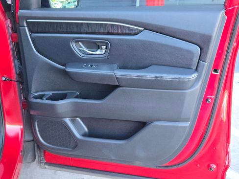 Used 2023 Honda Pilot Elite image 34