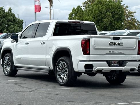 Used 2024 GMC Sierra 1500 Denali Ultimate AWD/4WD image 7