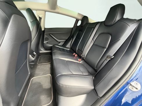 Used 2023 Tesla Model 3 Standard Range RWD image 33
