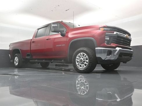 Used 2024 Chevrolet Silverado 2500 LT w/ True North Edition AWD/4WD image 44