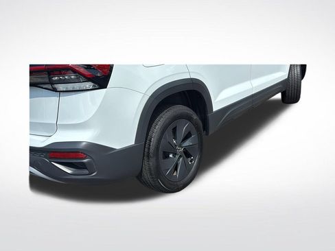 Used 2025 Volkswagen Taos S FWD image 8