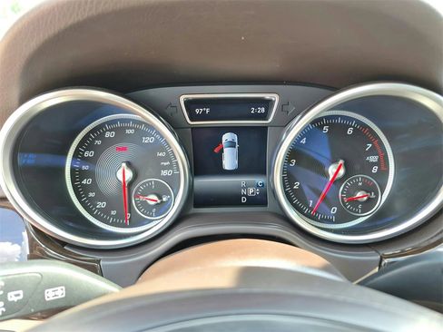 Used 2019 Mercedes-Benz GLE 400 4MATIC image 13