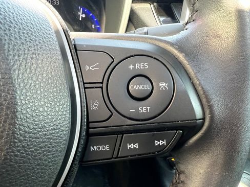 Used 2020 Toyota Corolla XSE image 34