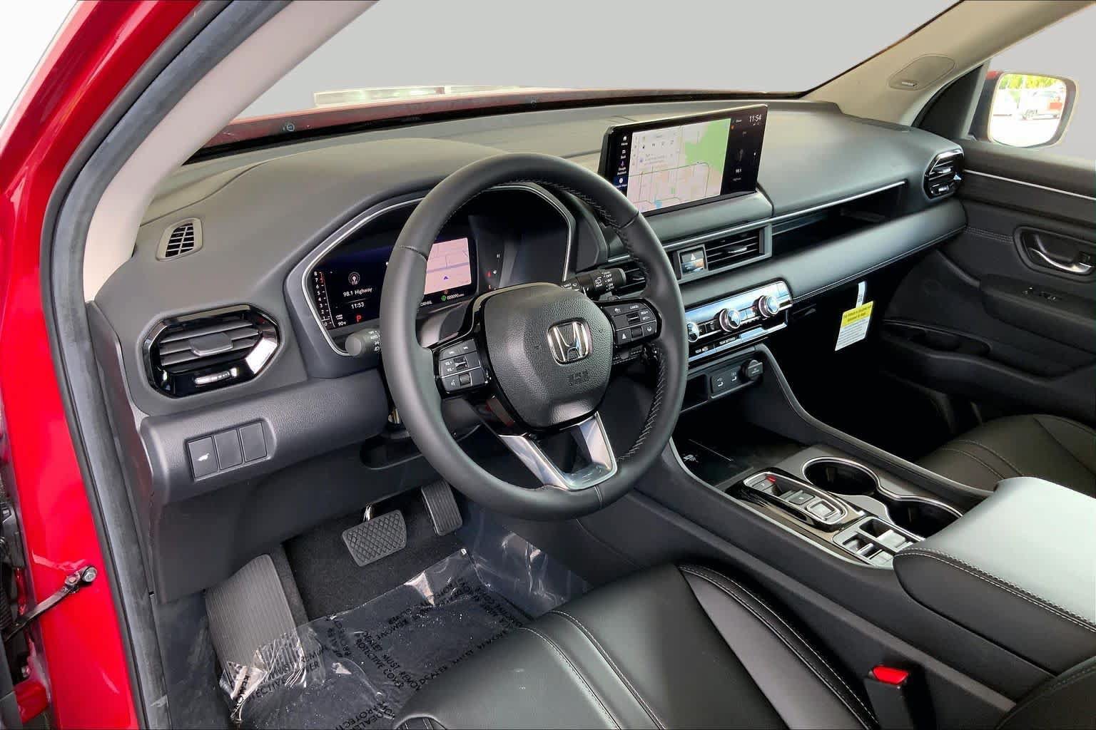 New 2026 Honda Pilot Touring image 9