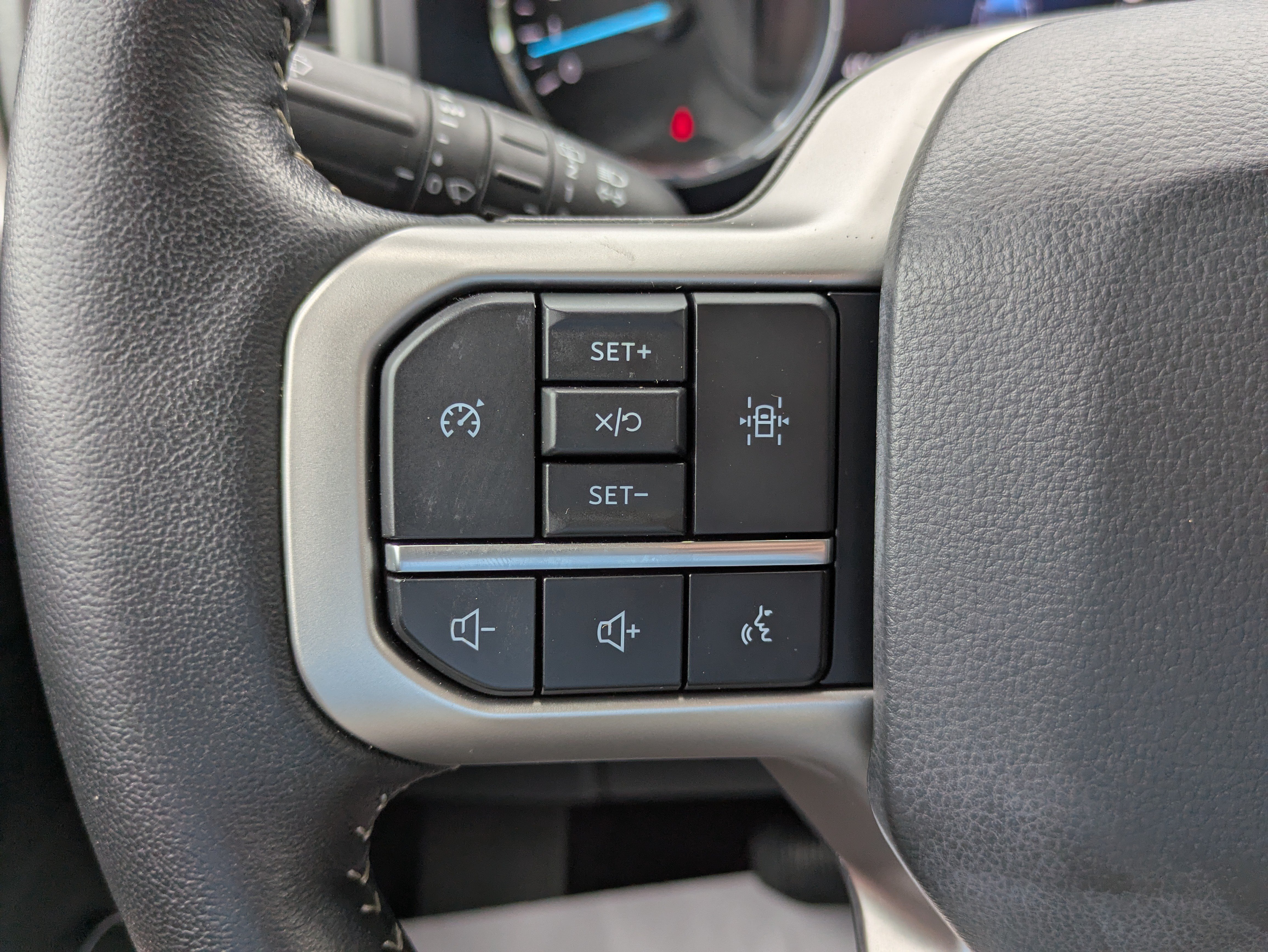 Used 2024 Ford Expedition XLT AWD/4WD image 20