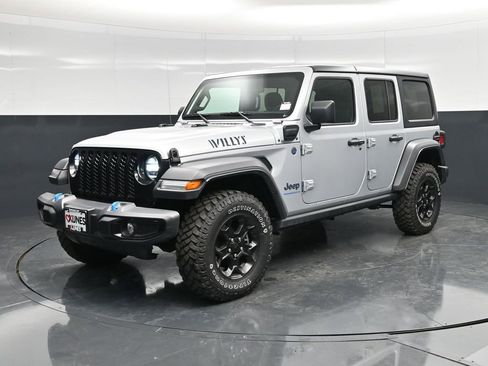 Used 2023 Jeep Wrangler Unlimited image 6