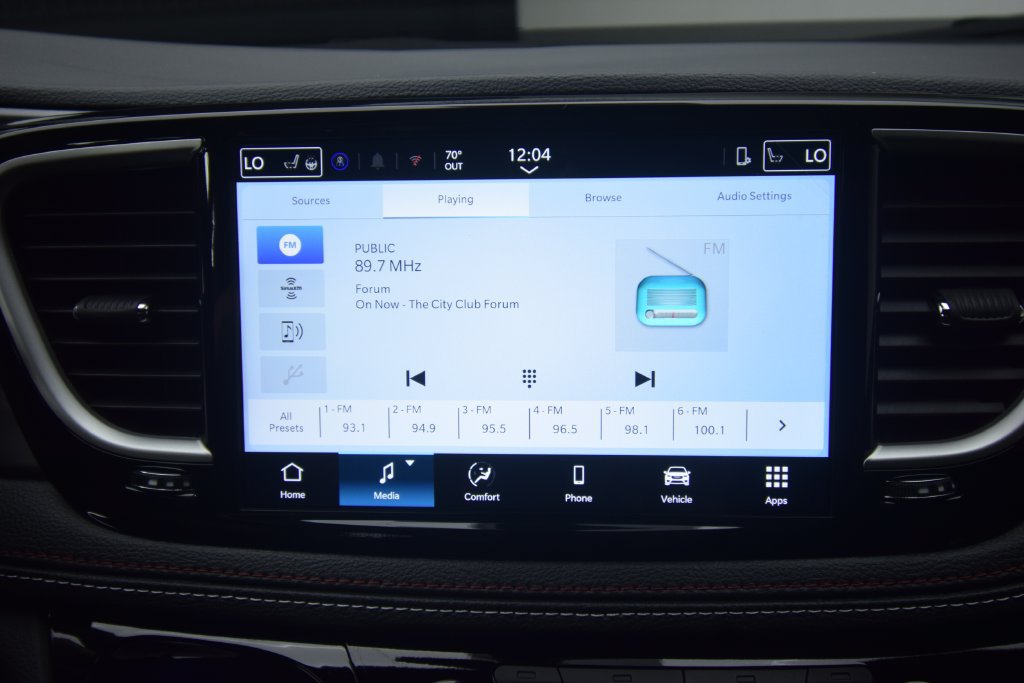 New 2027 Chrysler Pacifica Select FWD image 19