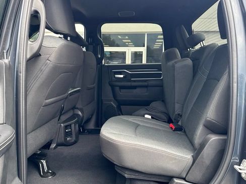 Used 2025 RAM 2500 Big Horn AWD/4WD image 4