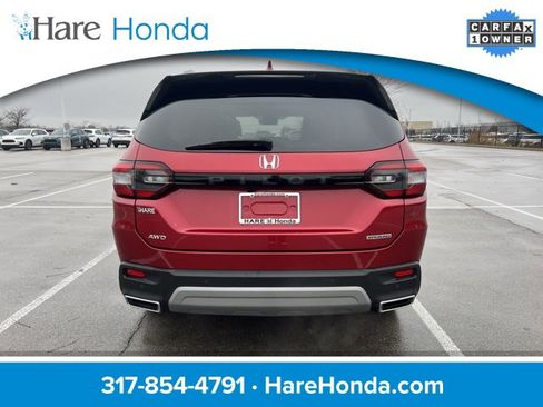 Used 2024 Honda Pilot Touring image 7