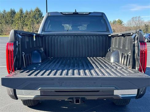 Used 2022 Toyota Tundra SR5 image 10