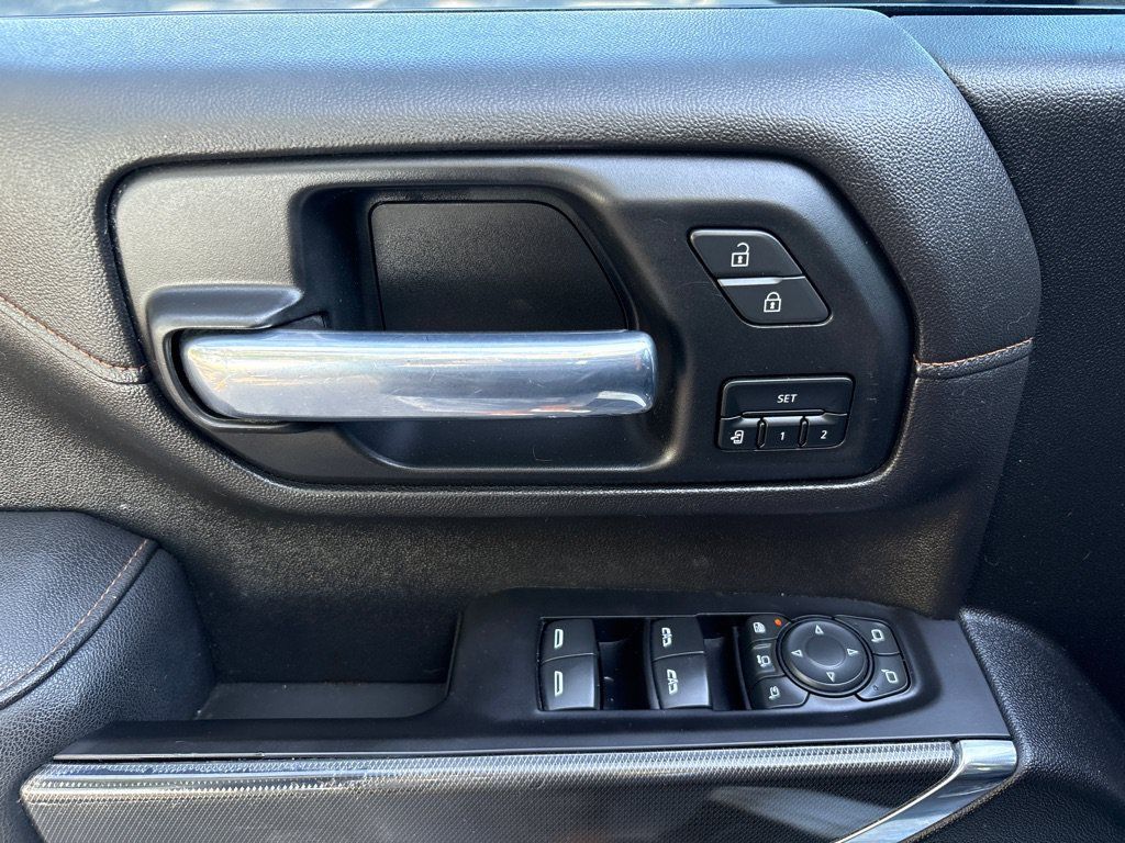 Used 2021 GMC Sierra 2500 AT4 w/ AT4 Premium Plus Package AWD/4WD image 20