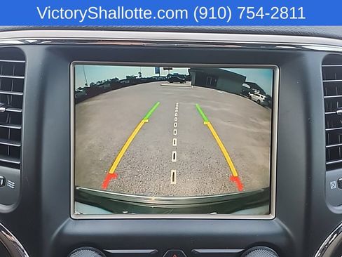 Used 2017 Jeep Grand Cherokee Limited AWD/4WD image 6