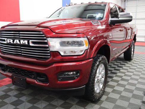 Used 2019 RAM 2500 Laramie AWD/4WD image 3