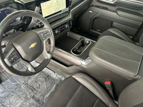 Used 2025 Chevrolet Silverado 3500 LTZ w/ Z71 Chrome Sport Edition AWD/4WD image 11