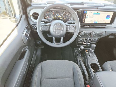 New 2026 Jeep Gladiator Sport AWD/4WD image 11