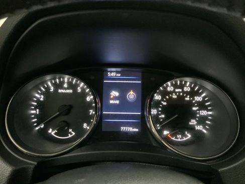 Used 2019 Nissan Rogue SV image 23