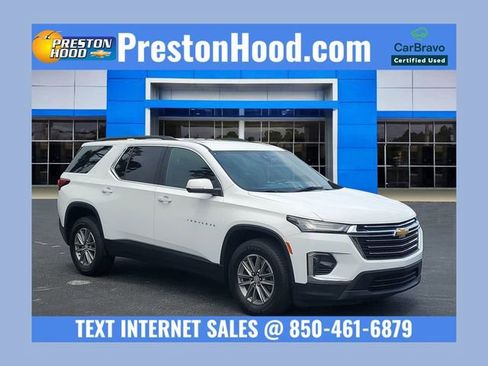 Used 2024 Chevrolet Traverse LT FWD image 1