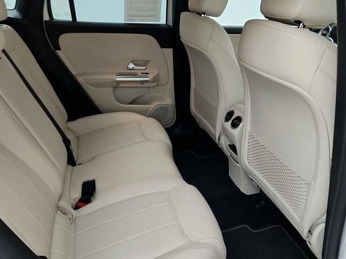 Used 2023 Mercedes-Benz GLA 250 w/ Premium Package image 22