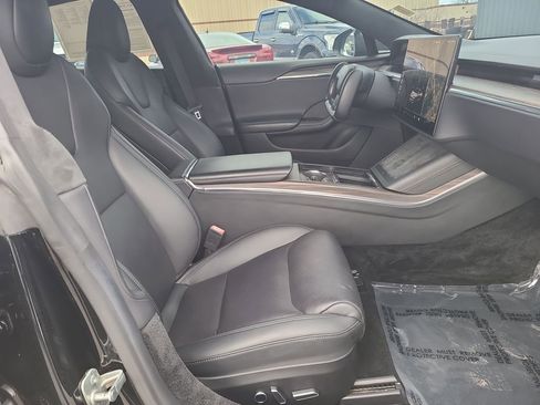 Used 2022 Tesla Model S image 33