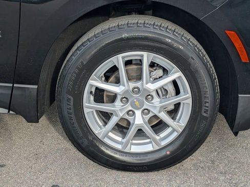 Used 2022 Chevrolet Equinox LS w/ LS Convenience Package FWD image 19