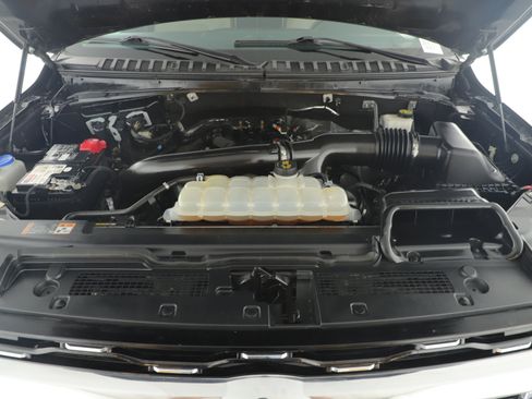 Used 2023 Ford Expedition Limited image 8