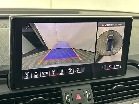 Used 2022 Audi Q5 2.0T Premium Plus image 18