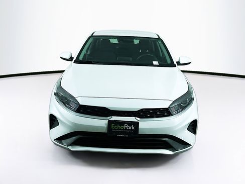 Used 2024 Kia Forte LXS image 2