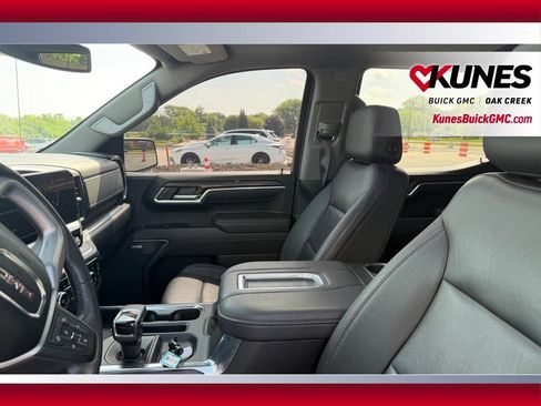 Used 2022 GMC Sierra 1500 SLT w/ SLT Convenience Package AWD/4WD image 12