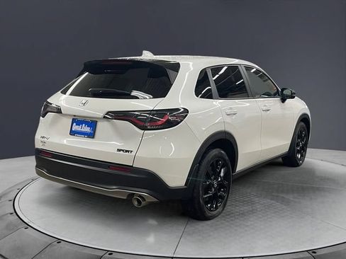 Certified 2025 Honda HR-V Sport image 5