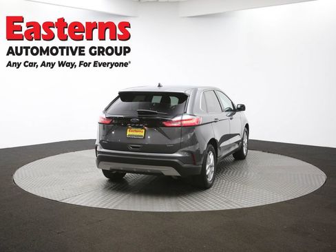 Used 2023 Ford Edge SEL image 37