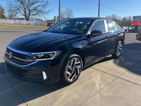 Used 2024 Volkswagen Jetta SEL image 5