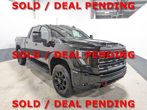 Used 2025 GMC Sierra 3500 AT4 w/ AT4 Premium Plus Package AWD/4WD image 1