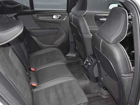 Used 2024 Volvo XC40 Recharge Plus w/ Protection Package Premier image 6